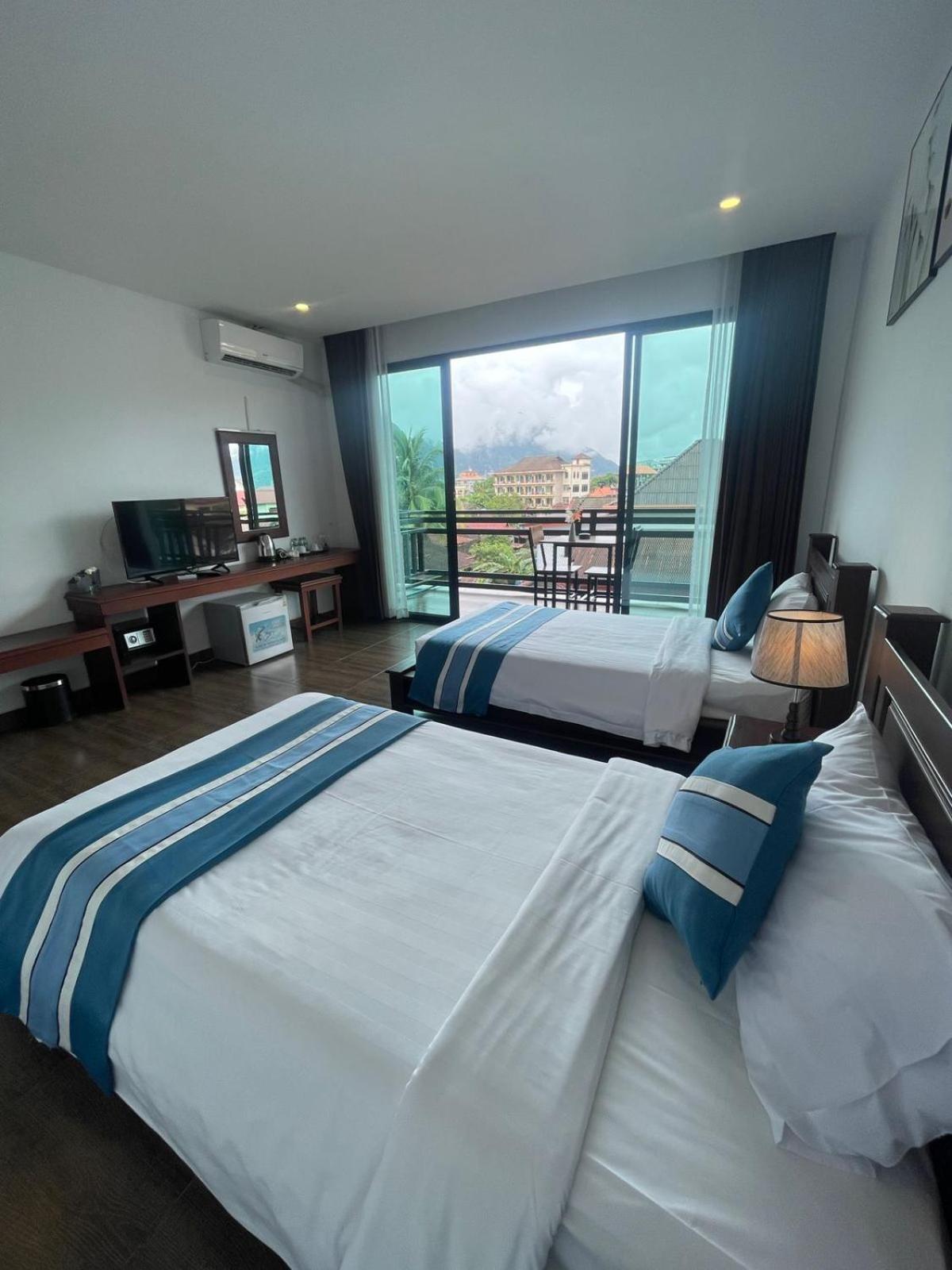 Vang Vieng Topview Hotel Dış mekan fotoğraf